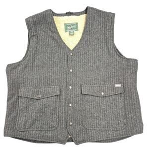 VTG Woolrich Winter Wool Vest Sherpa Lined Black w/ Charcoal Stripe Snaps MenXL